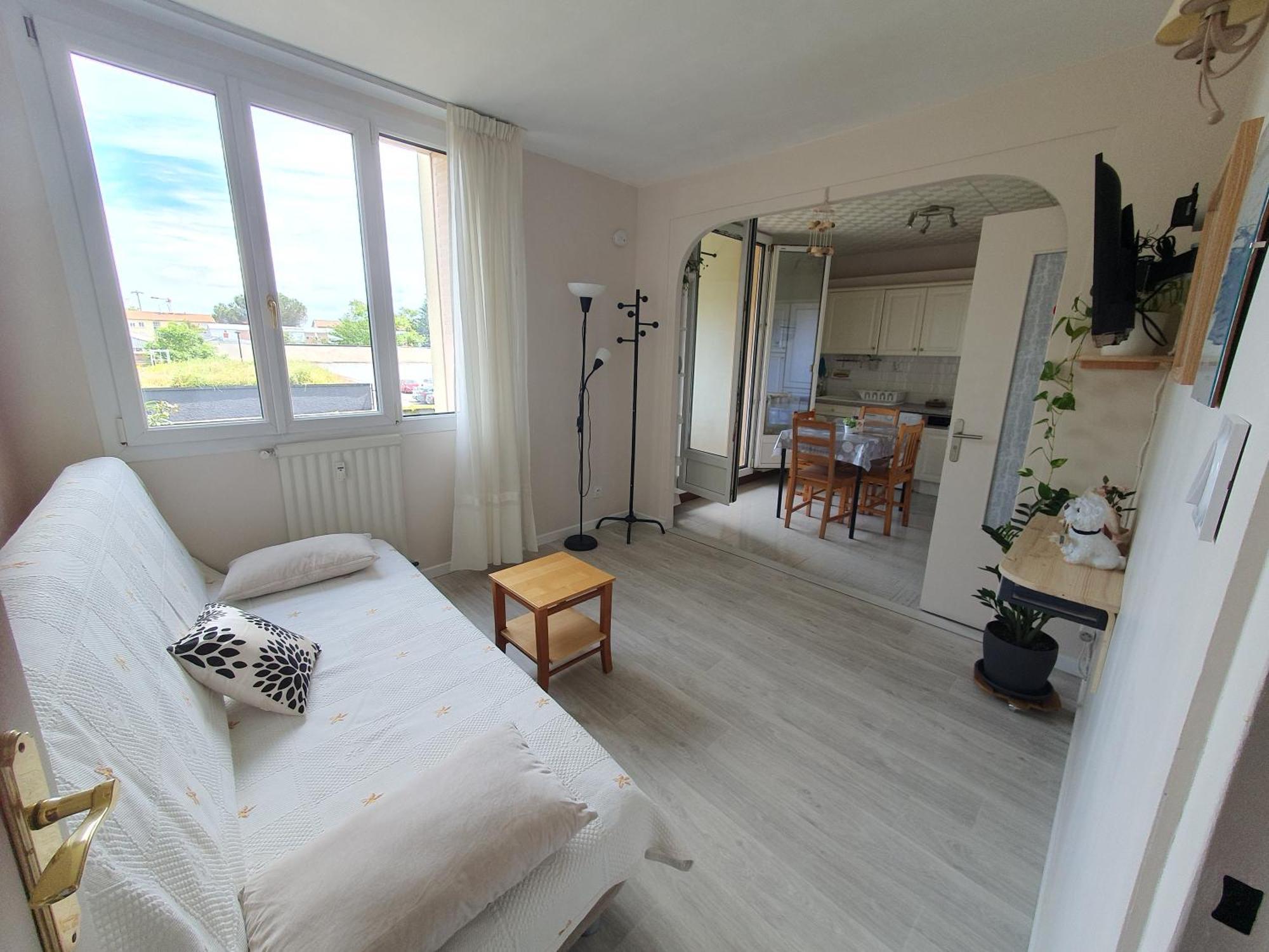 Medipole T2 Avec Un Garage Gratuit Sur Place, 16Min A Centre Ville Lyon En Metro A Villeurbanne Dış mekan fotoğraf